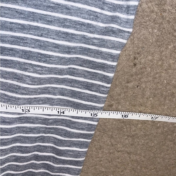 Lululemon All Tied Up Tank Grey and White Striped Size Unknown (xsmall or small) - Picture 4 of 7